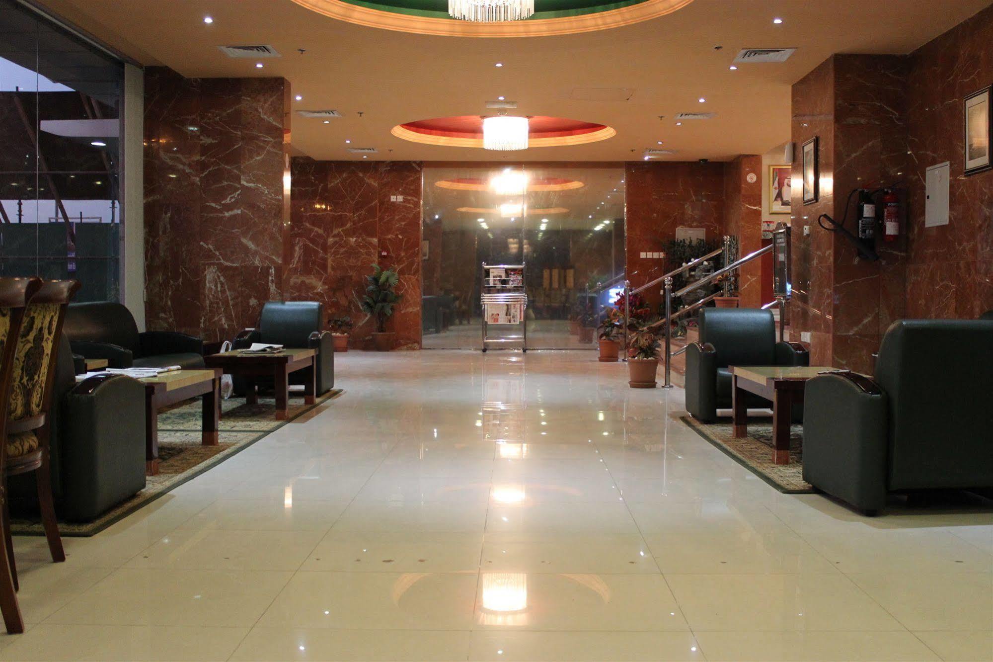 Raynor Hotel Apartments Fujairah Exterior foto